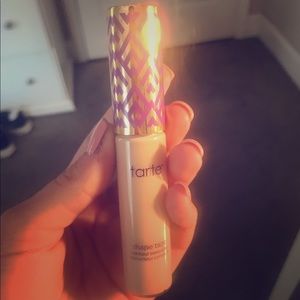 Tarte shape tape in light sand