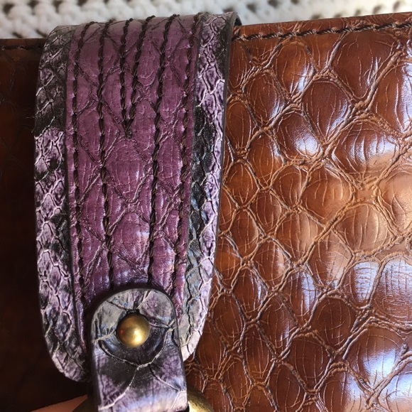 Jessica Simpson crossbody messenger tote - Picture 3 of 7