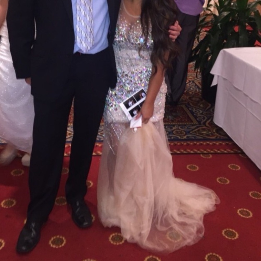 Terrani Couture prom dress! Size 4