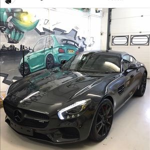 Meet your Posher, Business