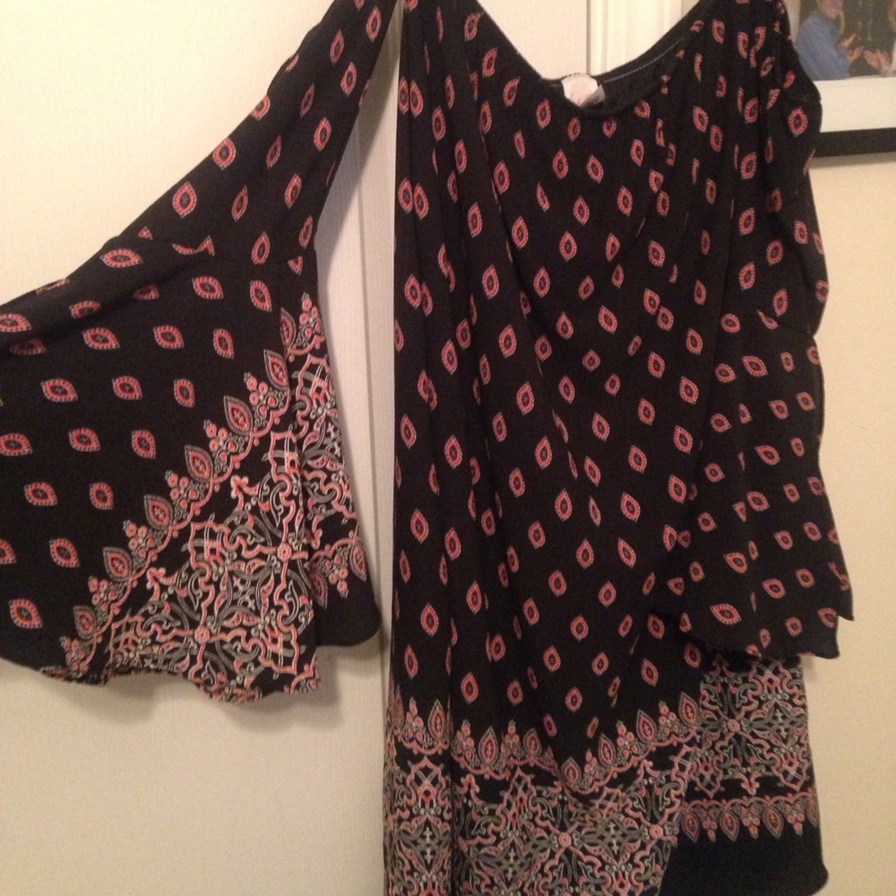Off-The-Shoulder bell-sleeve boho dress