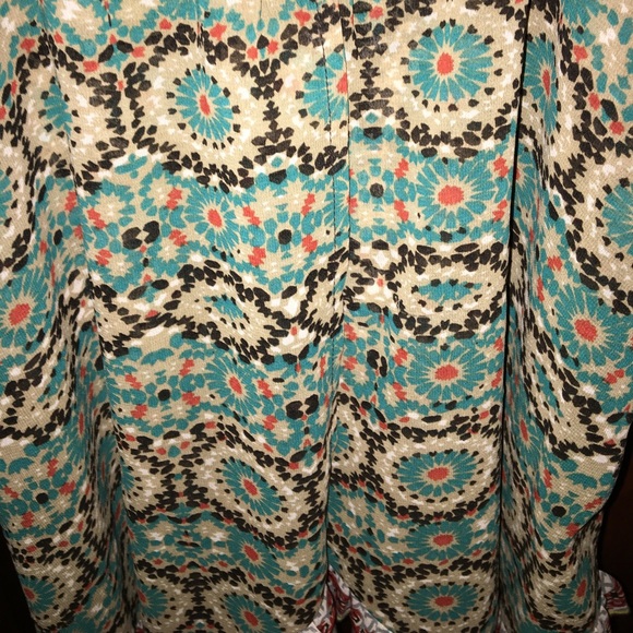 Patrons of Peace patterned  blouse☮️ - Picture 2 of 4