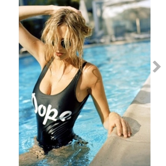 🚨 Winter Sale - Picture 3 of 5