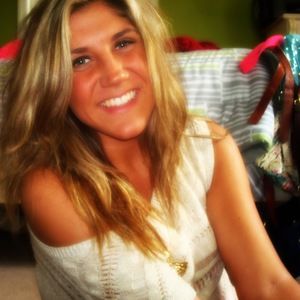 Meet your Posher, Raechel