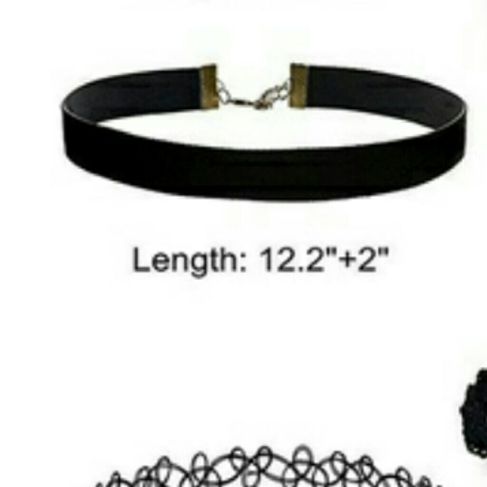 NWT adjustable ribbon style choker