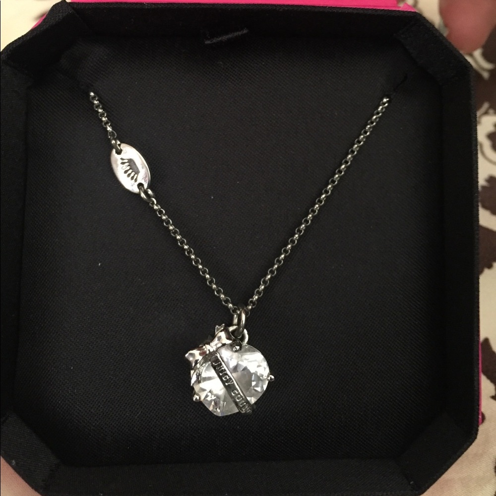 Juicy couture necklace