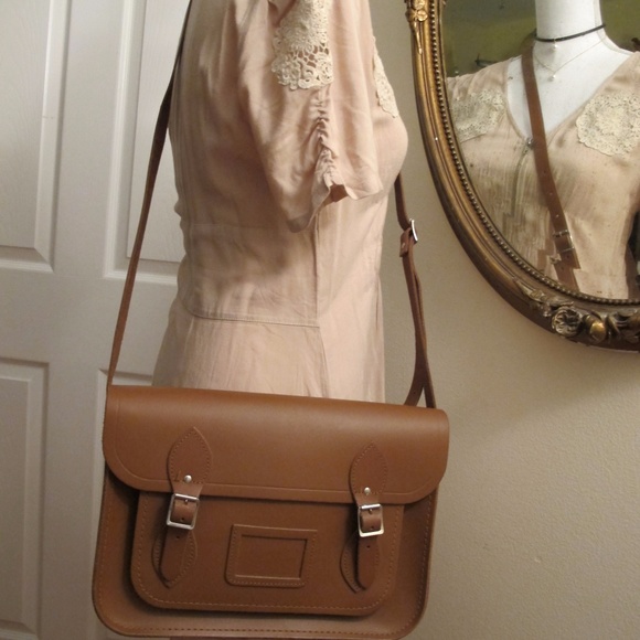 Cambridge Satchel company Brown 13" Leather bag - Picture 3 of 7