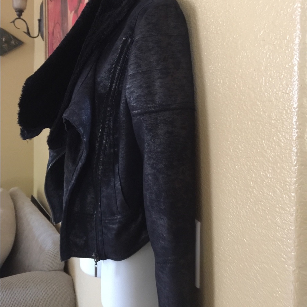 Bebe Jacket - Picture 5 of 6
