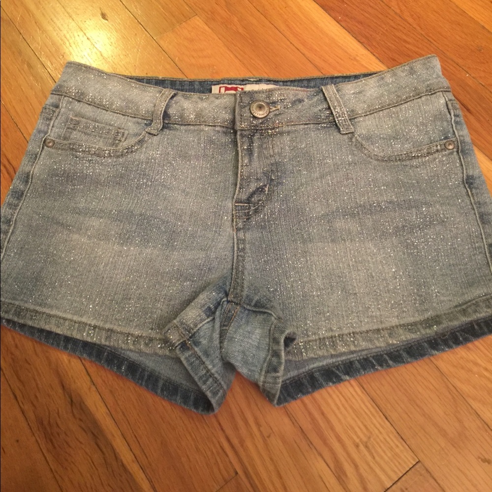 🎉❤️HP❤️🎉Sparkly jean shorts
