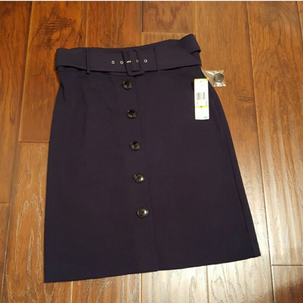 AK pencil skirt
