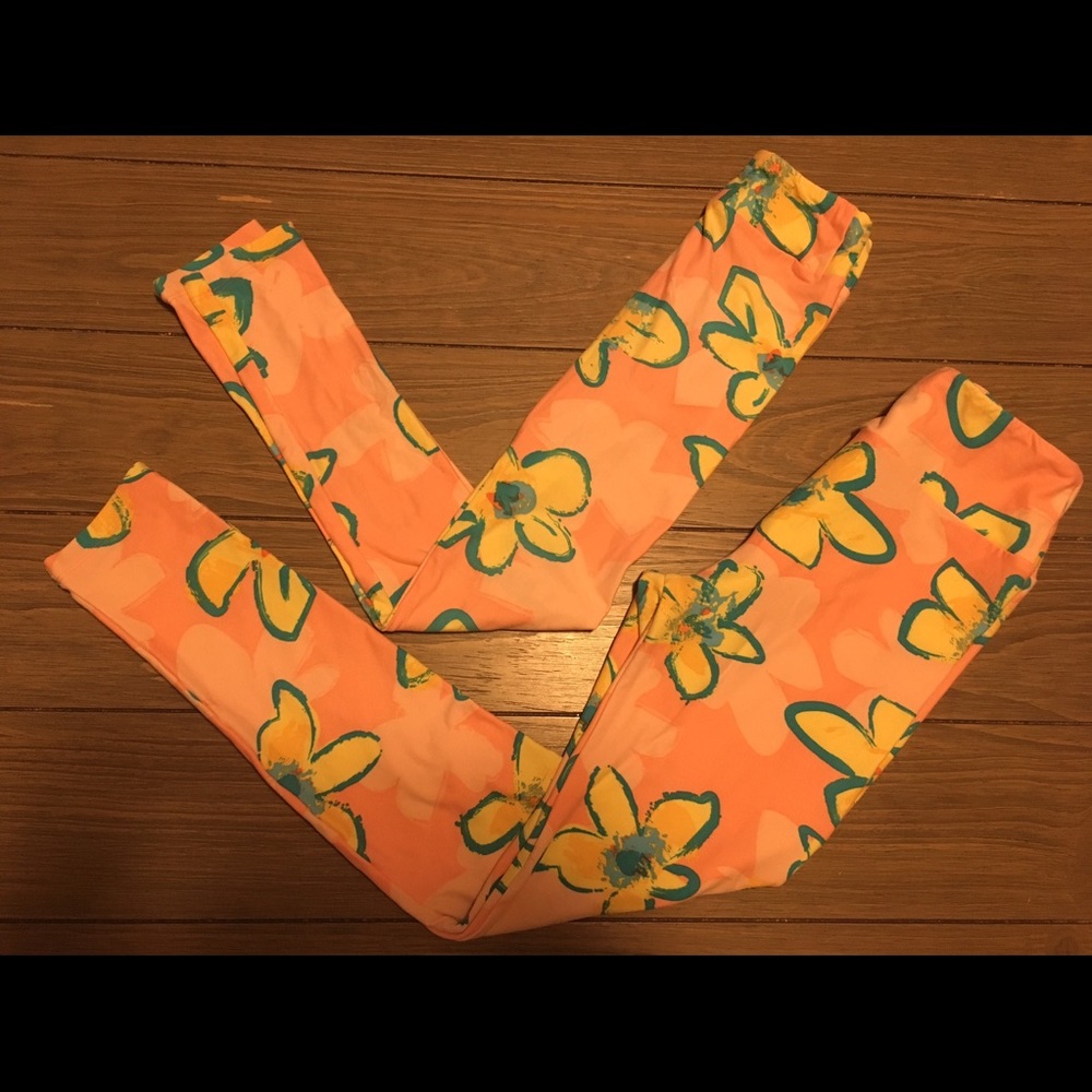 LuLaRoe Mommy & Me leggings SET OS & Kids L/XL