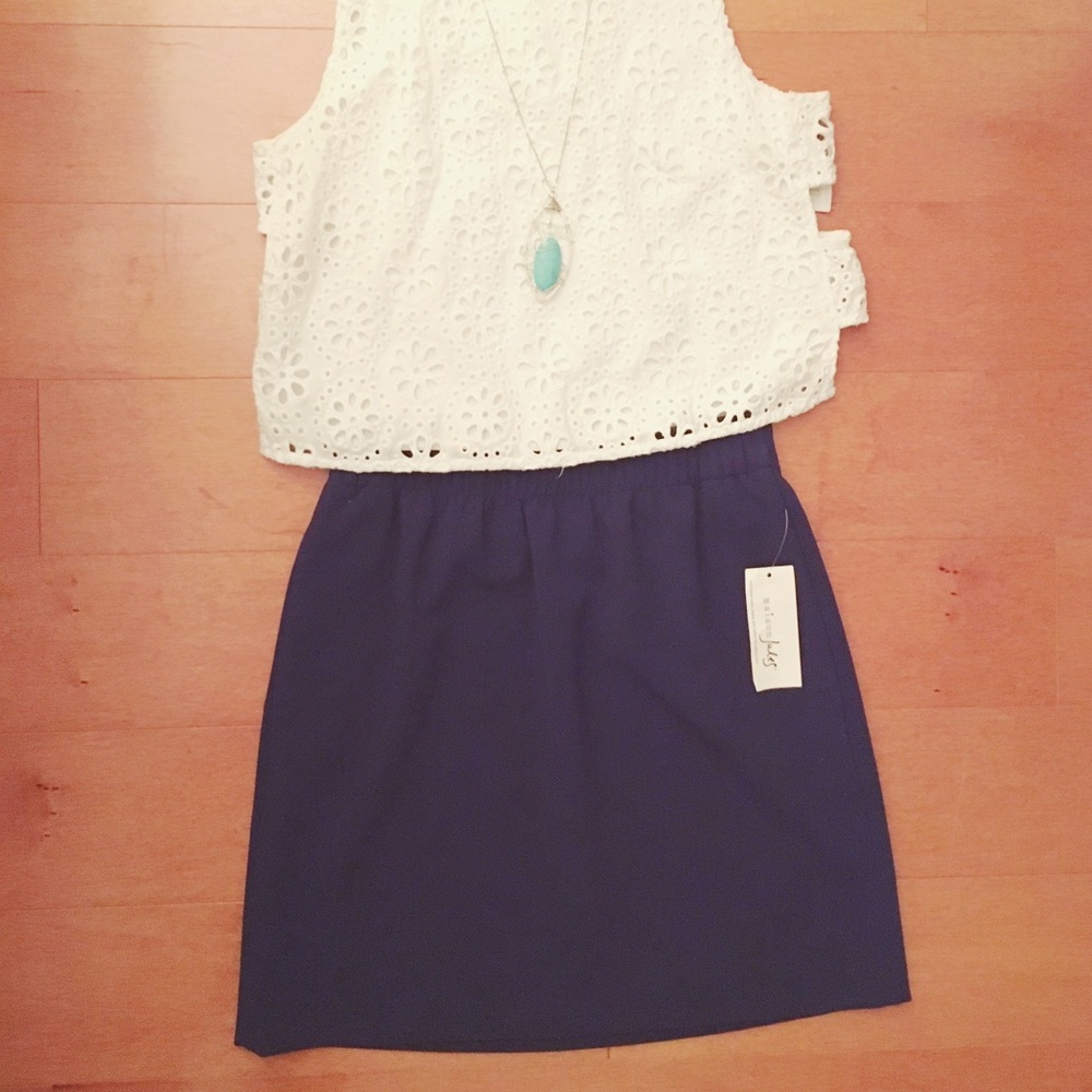 NWT Maison Jules Navy stretchwaist Skirt w pockets