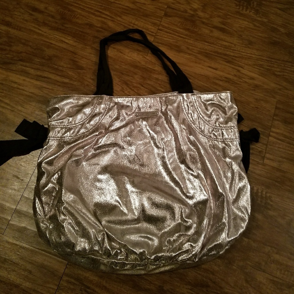 Juicy Couture tote *BARELY USED* open to offers