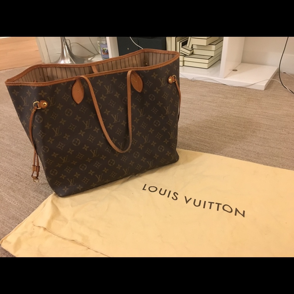 SOLD !!!    Louis Vuitton Neverfull GM