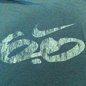 Men's Nike 6.0 teal tee shirt
