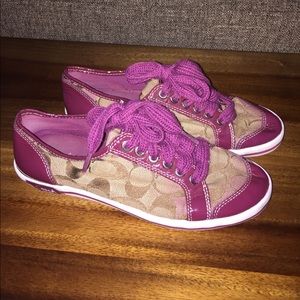 Coach size 7 sneakers