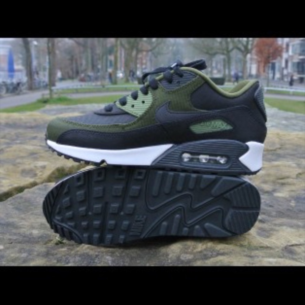 Nike Air Max 90