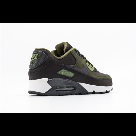 Nike Air Max 90 - Picture 3 of 4