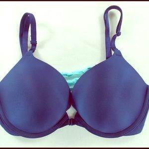 VICTORIA's SECRET FRONT CLOSURE BRA -- never worn!