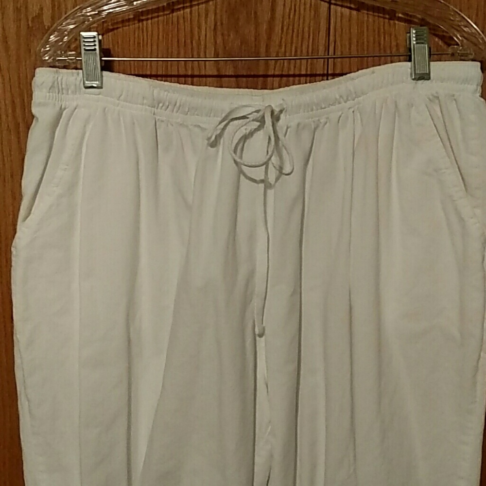White capris