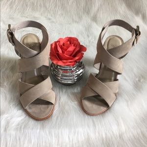 Flash sale!!! Block grey leather suede heel