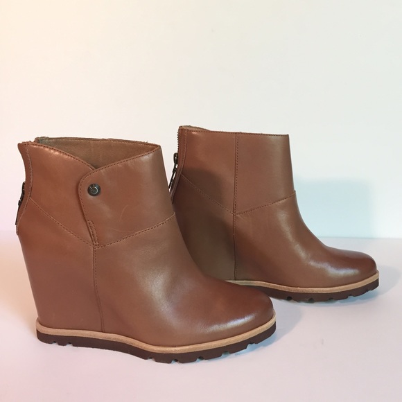 ** SOLD** UGG AMAL boot chestnut leather Sz 6.5 - Picture 3 of 8