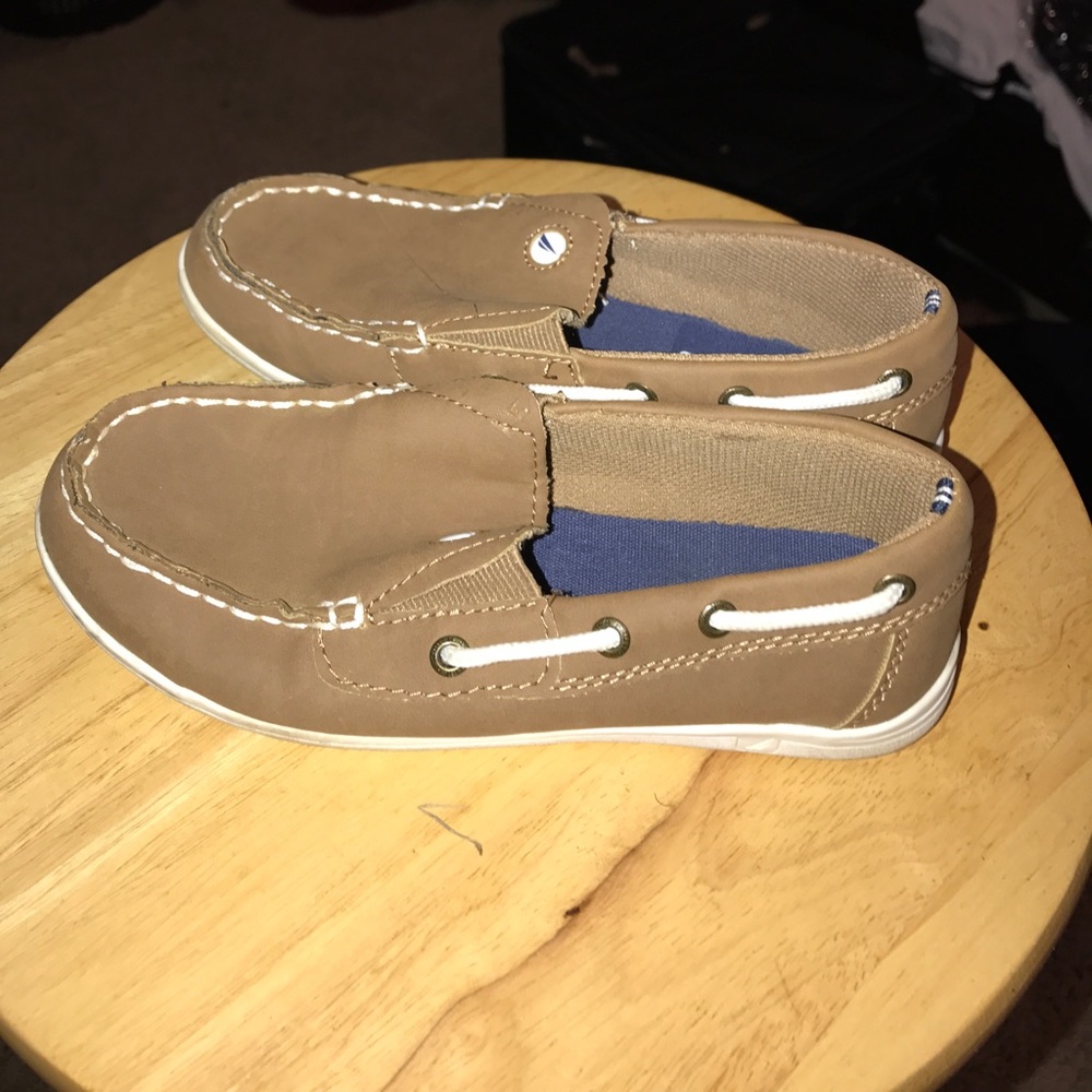 Boy's Nautica Shoes