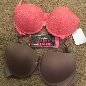 🆑2 set of bra. 1 pink lace and another gray