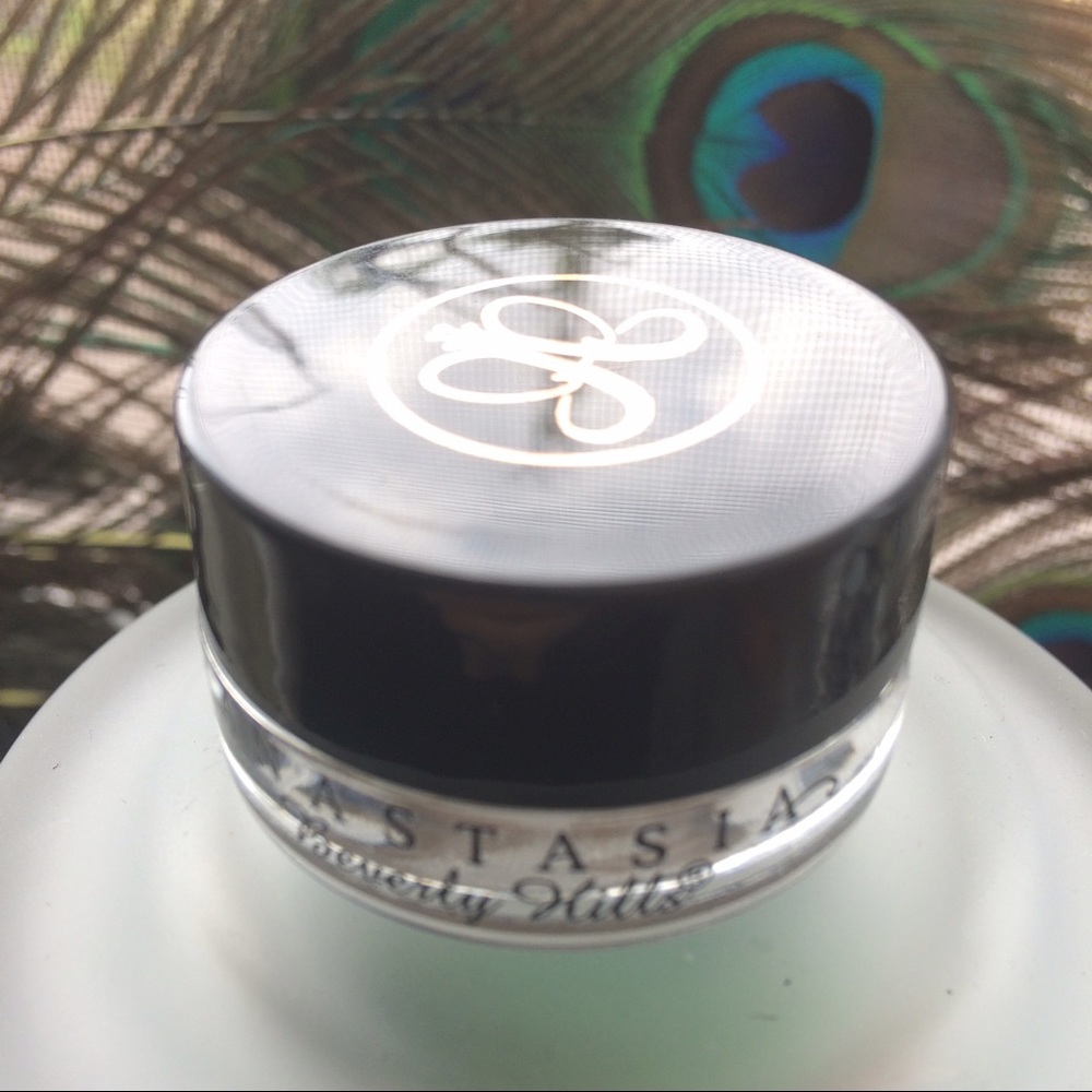 Anastasia Beverly Hills dipbrow pomade