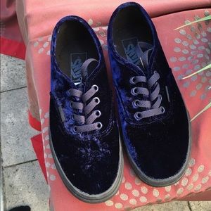 Velvet deep blue vans