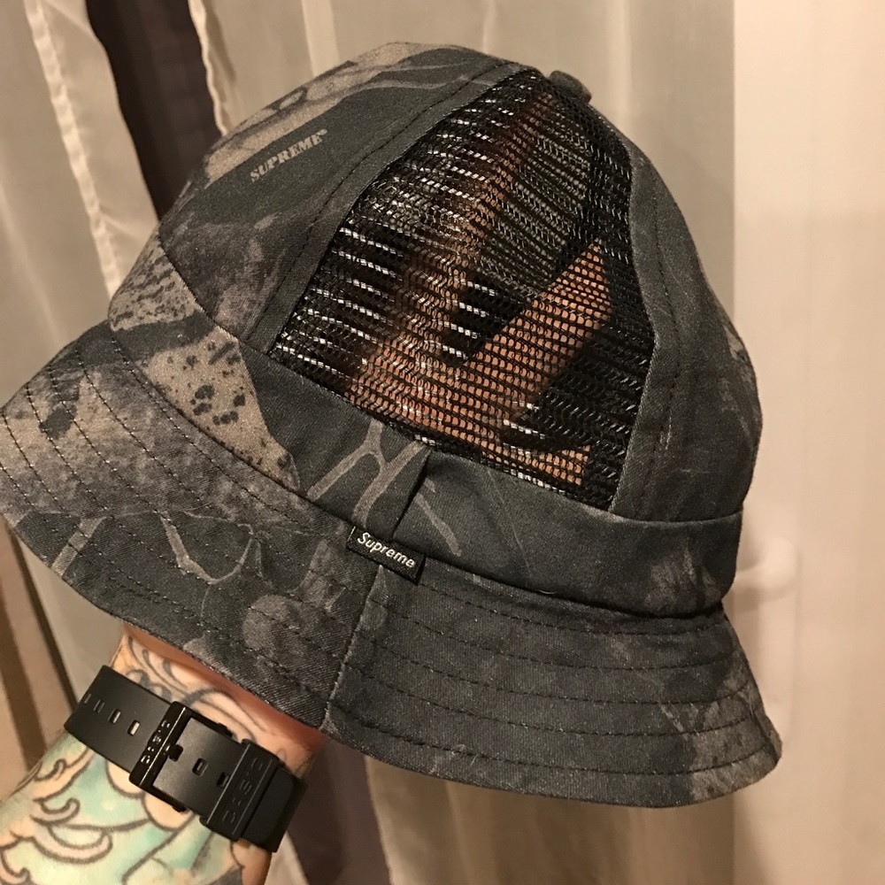Supreme Bucket Hat