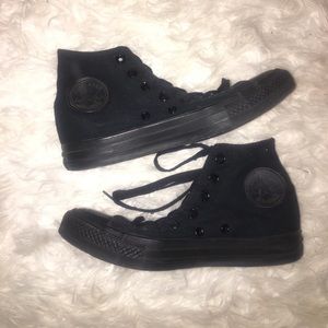 All Black All Star Converse High-Tops