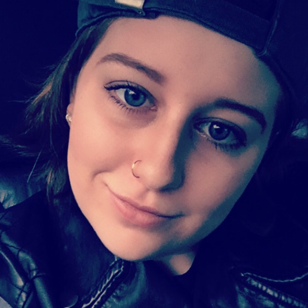 Meet your Posher, Nadia