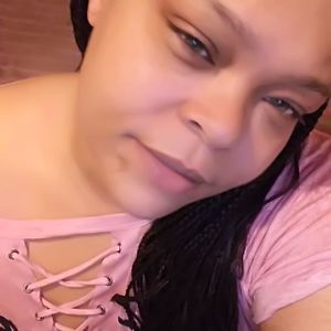 Meet your Posher, Deonna