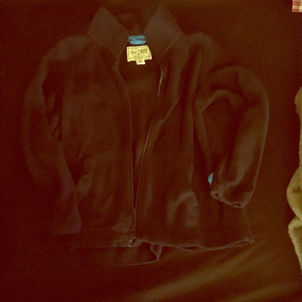 Dark blue zip of fleece