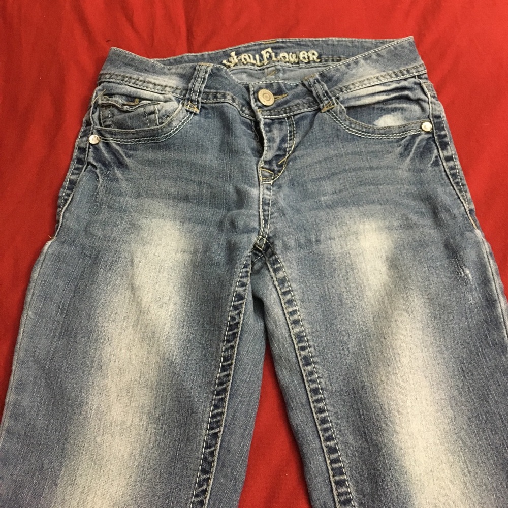 Wall Flower Jeans