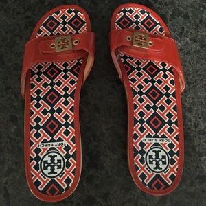 Tory Burch size 9 1/2.  Fits like 9.