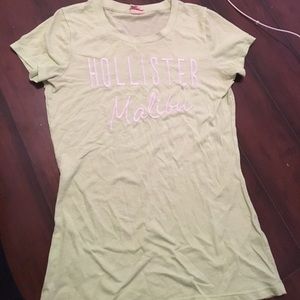 Green Hollister tshirt