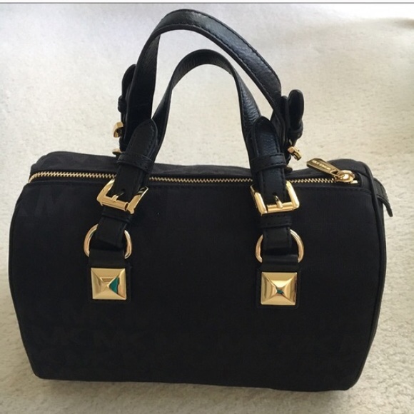 New! Michael Kors satchel - Picture 2 of 6