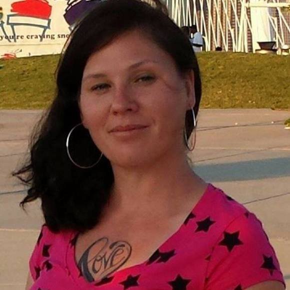 Meet your Posher, Amanda - Picture 1 of 1