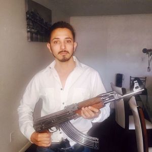 Meet your Posher, Saucedo