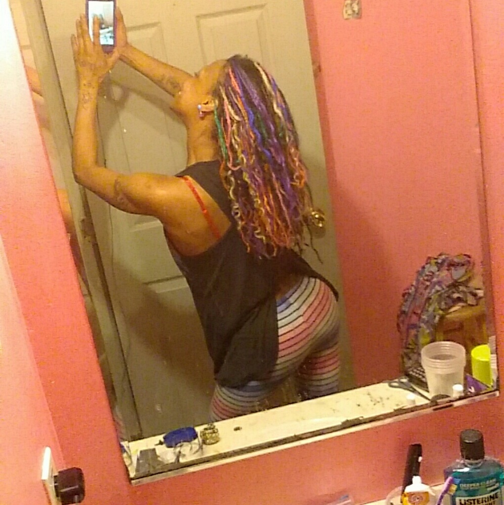 Meet your Posher, Yakendra