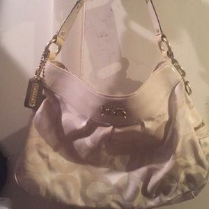White coach bag authentic