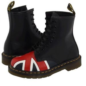 Union Jack Dr.Martens Air Wair Boots