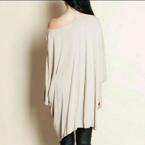 ♥ON SALE! Oversized hi low tee - Picture 3 of 3