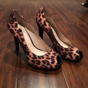 Nine West Animal Print Peep-toe Pumps NWOT