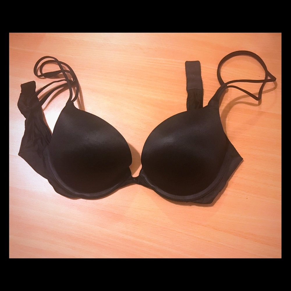 Victoria's Secret very sexy push up bra 34b