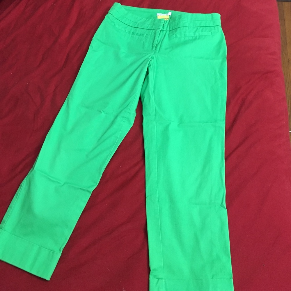 Green Cuffed Capris