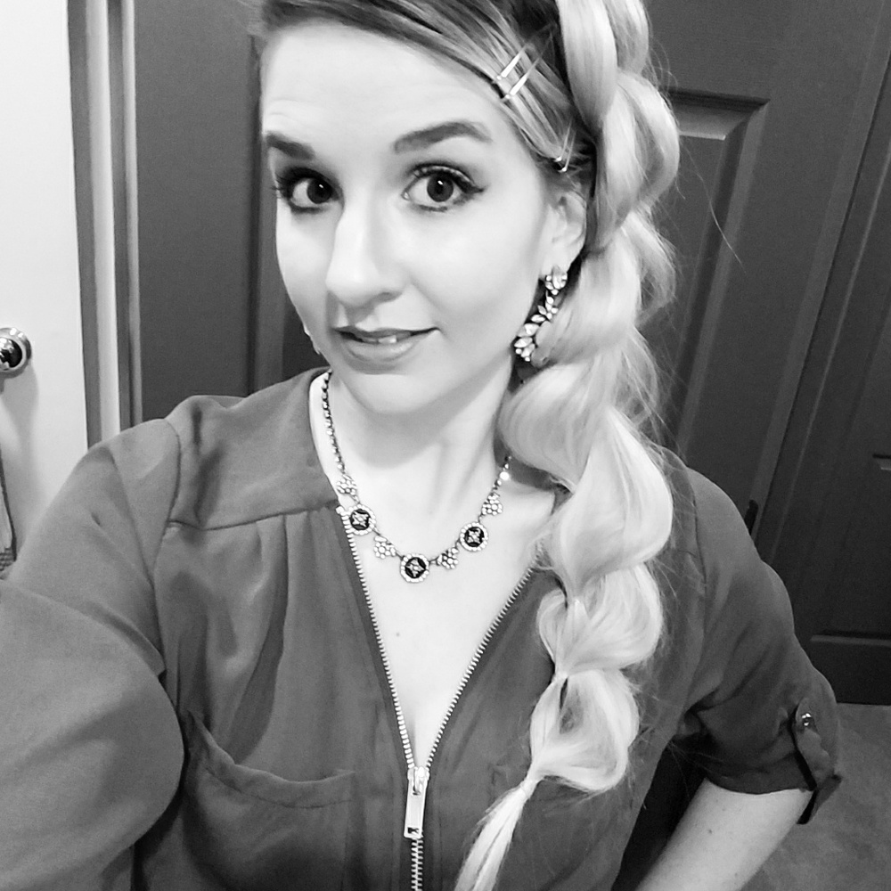 Meet your Posher, Stefania