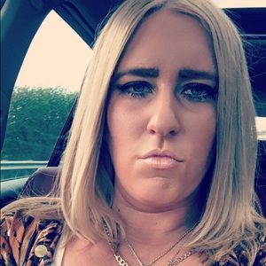 Meet your Posher, Ash